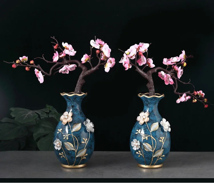 Wobble Form Ceramic Vase by PurelyhomeDeco