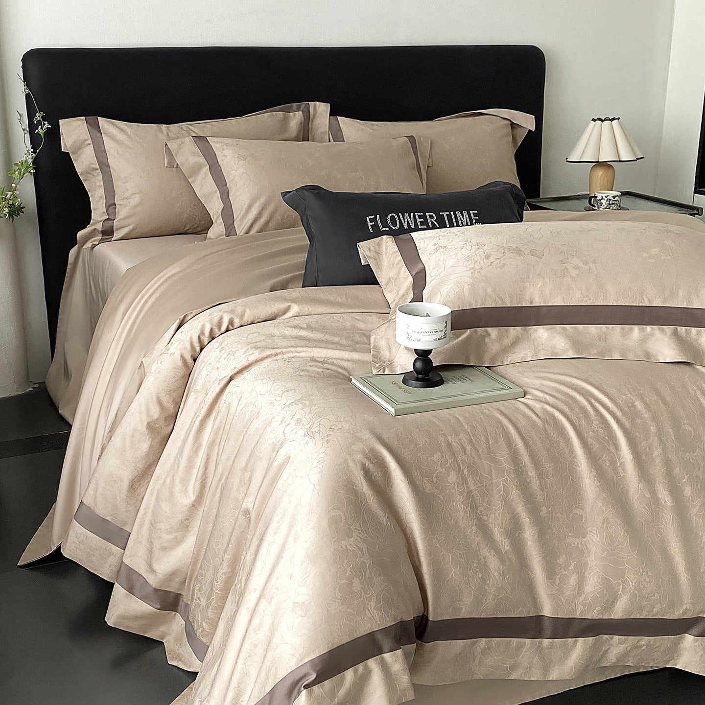 RegaliaSateen™ 4PCS Premium 100s Sateen Jacquard Bedding Set – Pure Cotton Sheet & Duvet Cover (Queen/King) by PurelyhomeDeco