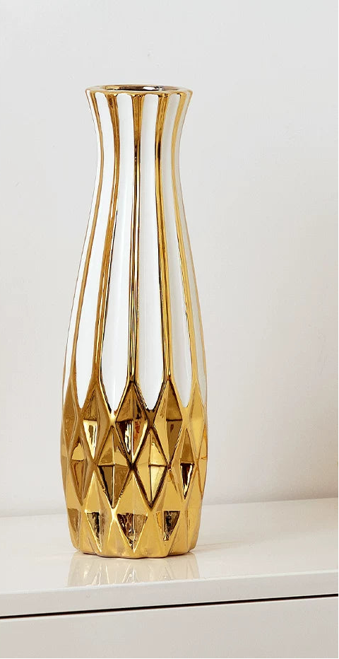 Château Luxe Gold Vase by PurelyhomeDeco