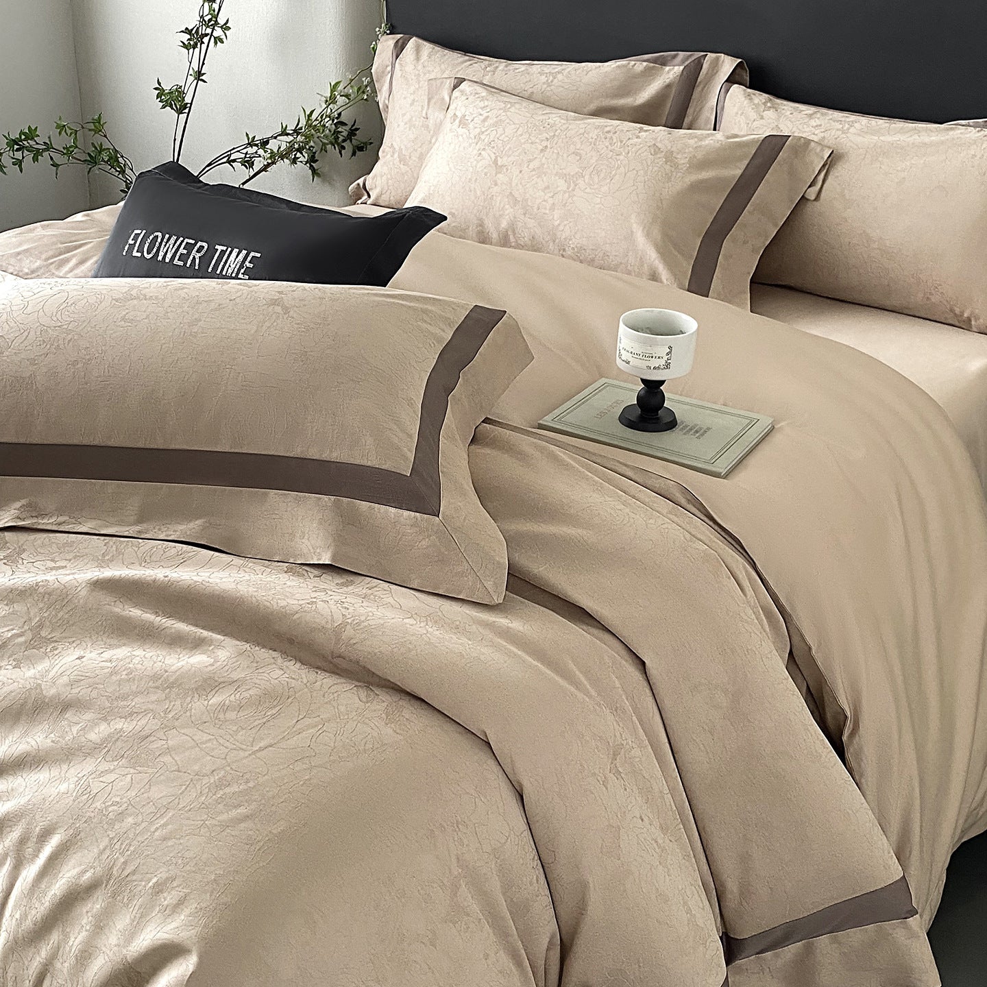 RegaliaSateen™ 4PCS Premium 100s Sateen Jacquard Bedding Set – Pure Cotton Sheet & Duvet Cover (Queen/King) by PurelyhomeDeco