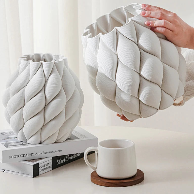 Opal Curve 3D Vase by PurelyhomeDeco