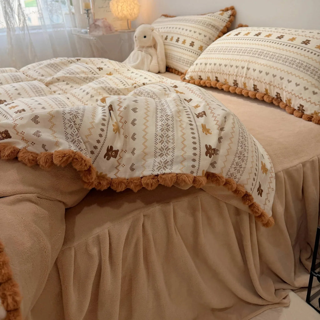 POMORA Bedding Set by PurelyhomeDeco