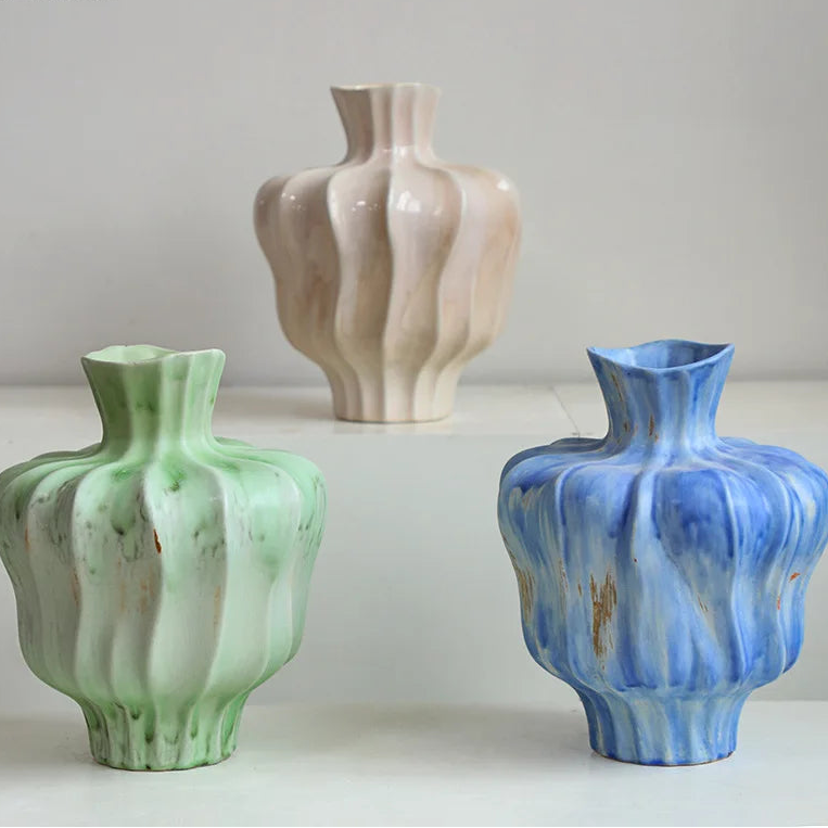 Luxe Blossom Curve Vase by PurelyhomeDeco
