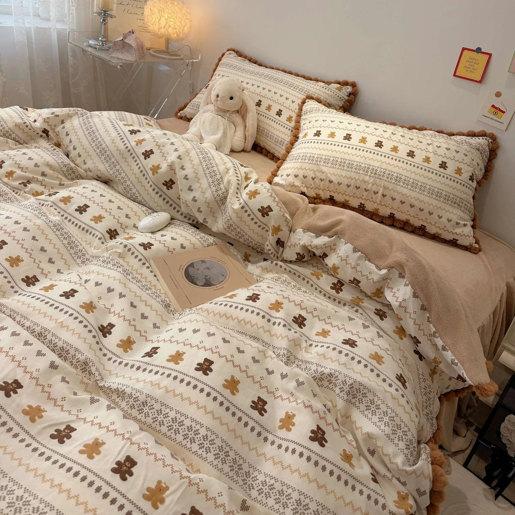 POMORA Bedding Set by PurelyhomeDeco