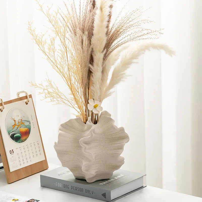 Petal Wave Vase by PurelyhomeDeco