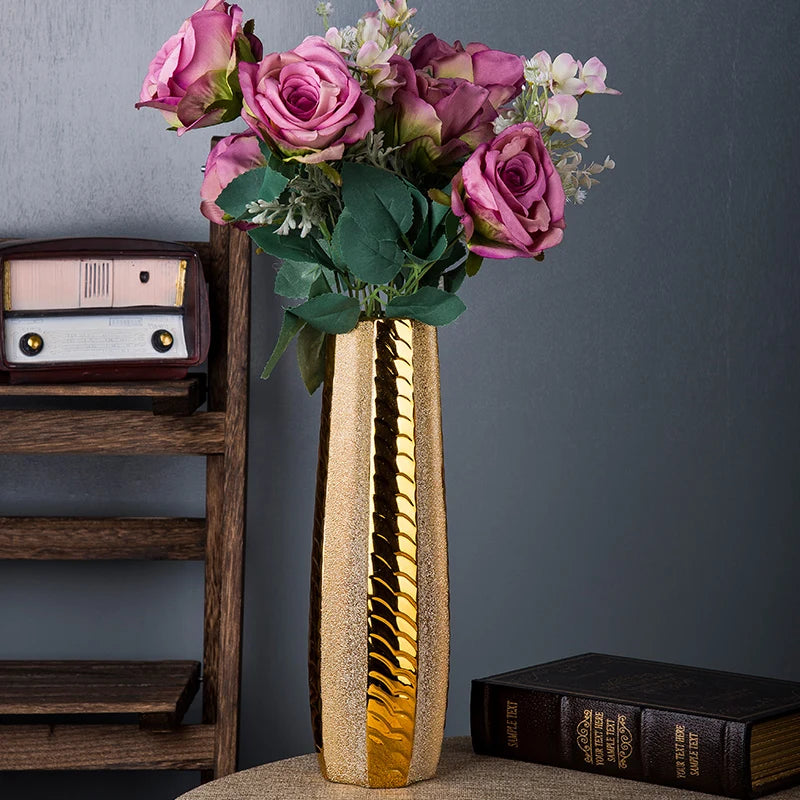 Aurelia Grande Vase by PurelyhomeDeco