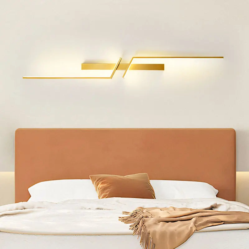 Obsidian Lux Wall Lamp by PurelyhomeDeco
