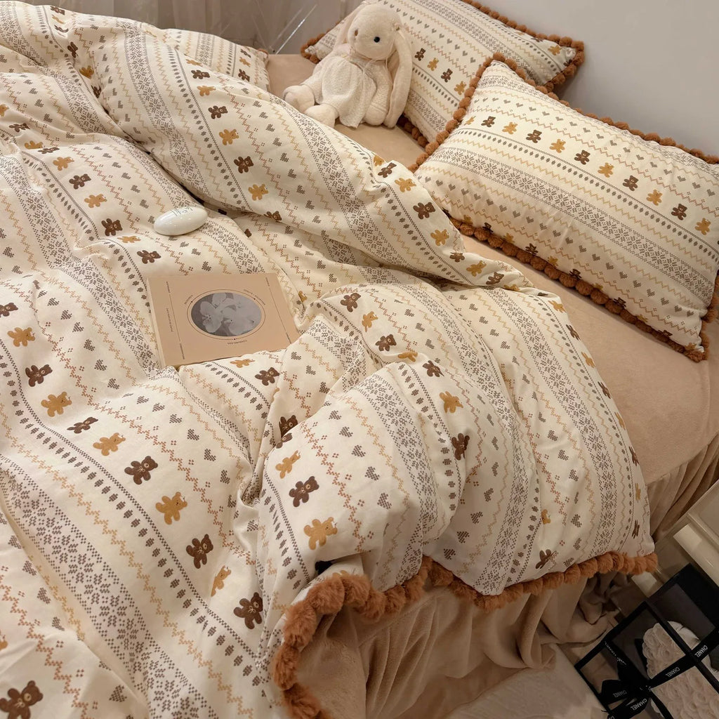 POMORA Bedding Set by PurelyhomeDeco
