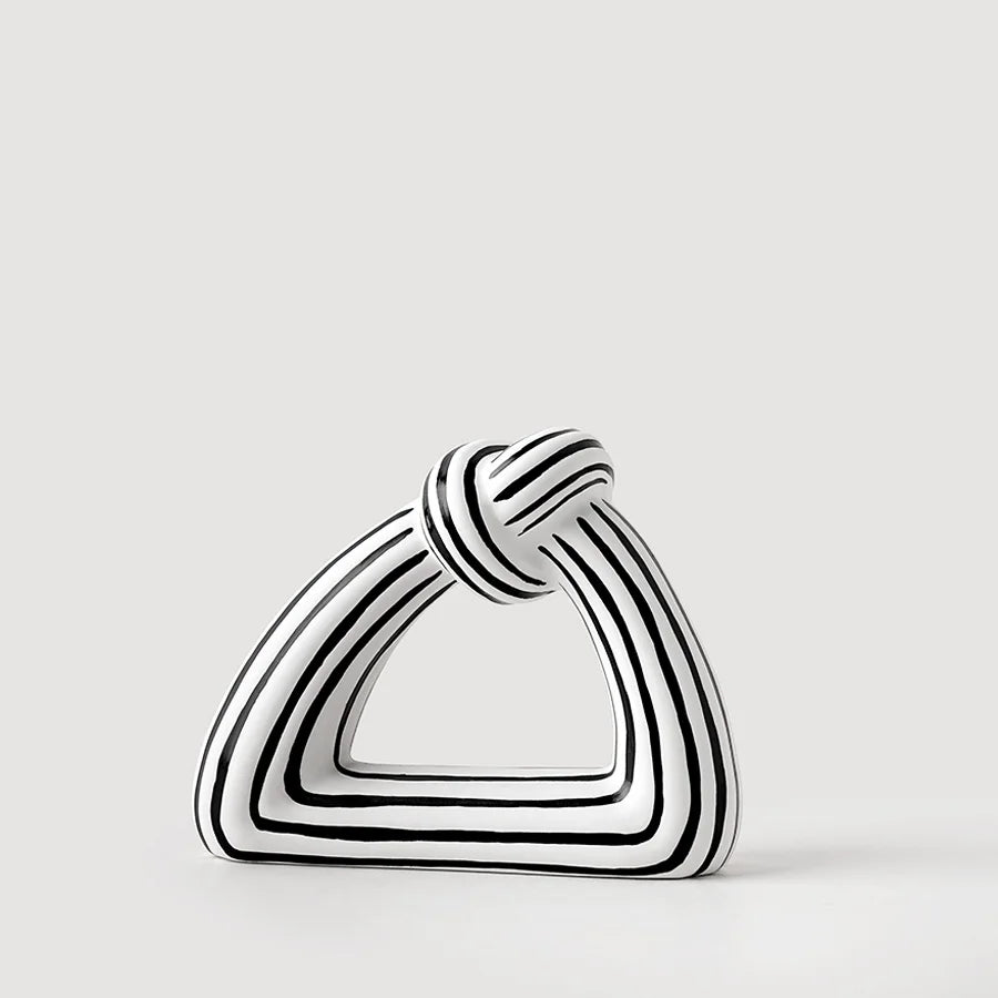 Étreinte Vase by PurelyhomeDeco