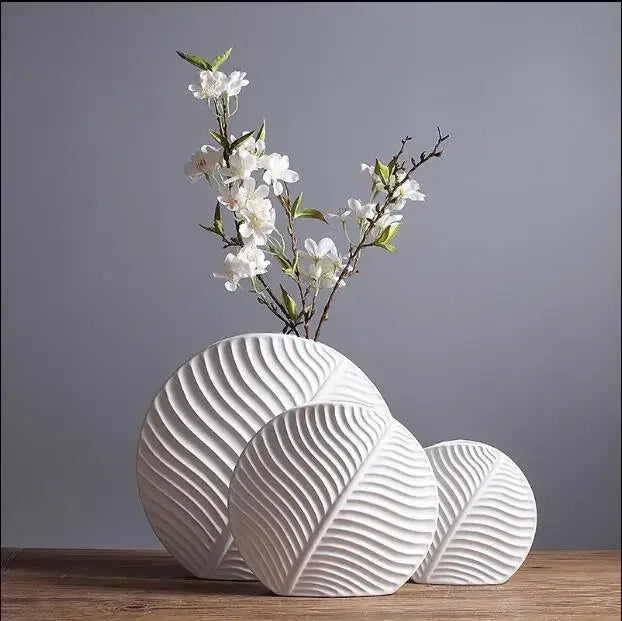 Scandi Poise Vase by PurelyhomeDeco