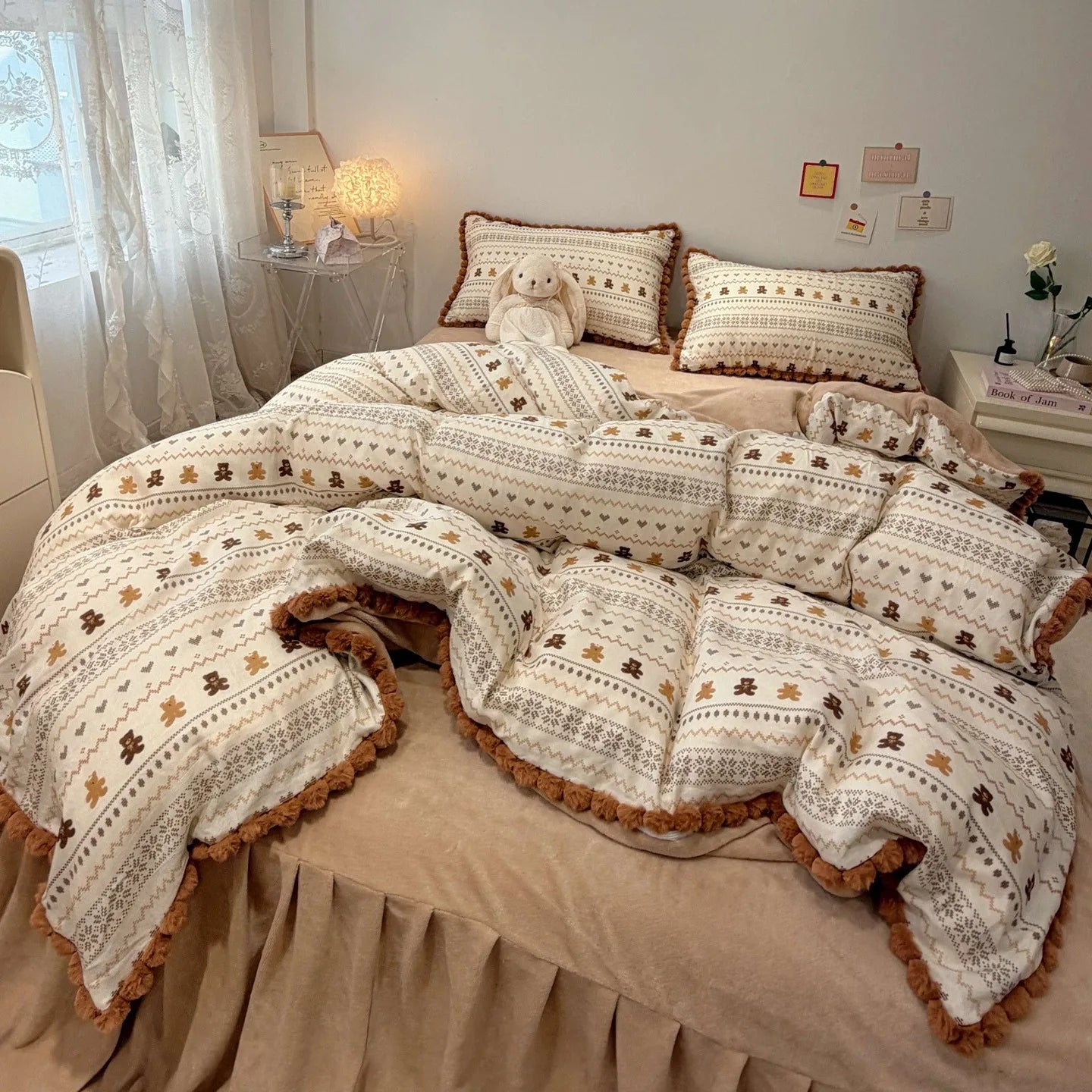 POMORA Bedding Set by PurelyhomeDeco