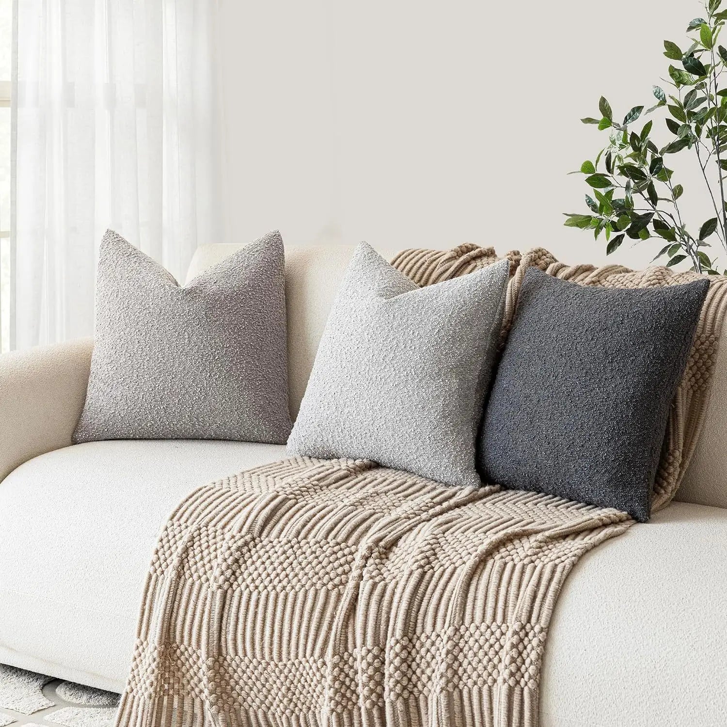 Lambéa Soft Pillow by PurelyhomeDeco