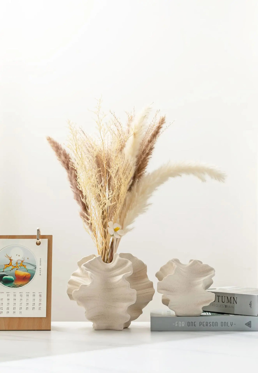 Petal Wave Vase by PurelyhomeDeco
