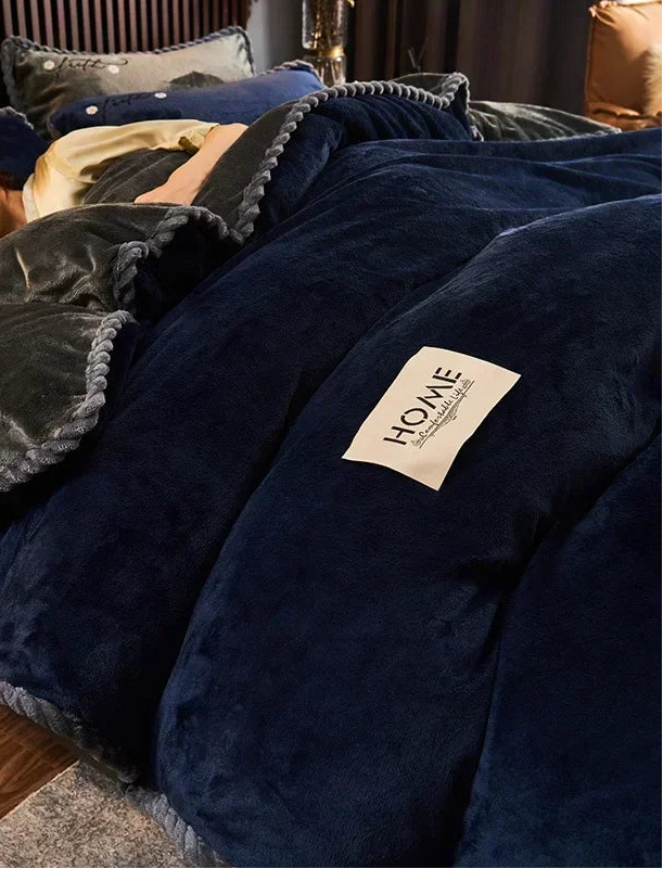 Velours Nocturne by PurelyhomeDeco