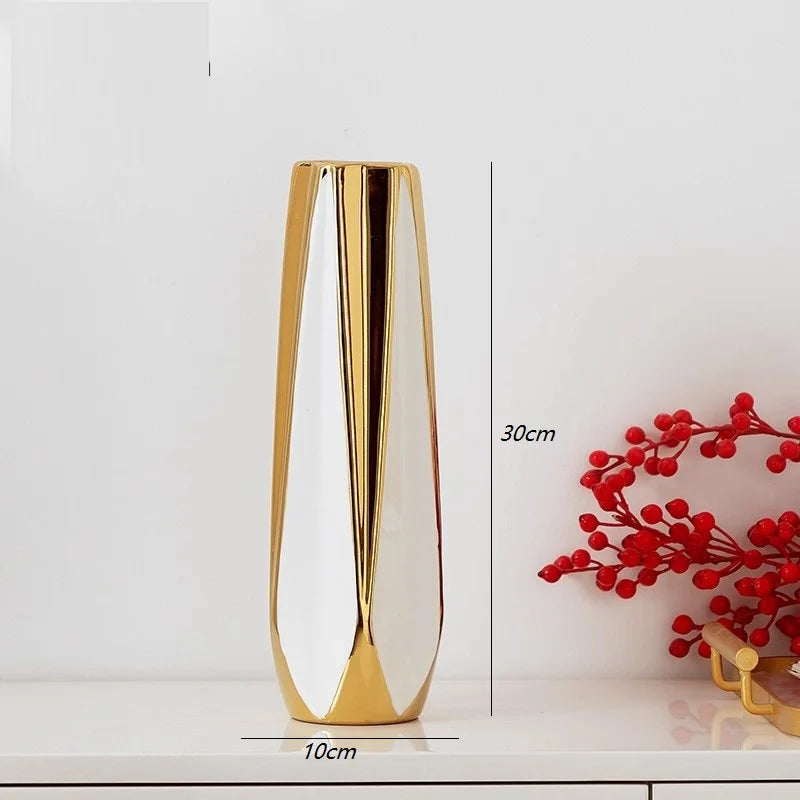 Château Luxe Gold Vase by PurelyhomeDeco