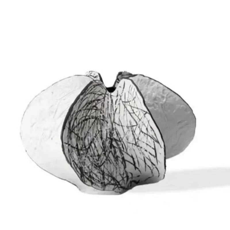 Carambola Muse Vase by PurelyhomeDeco