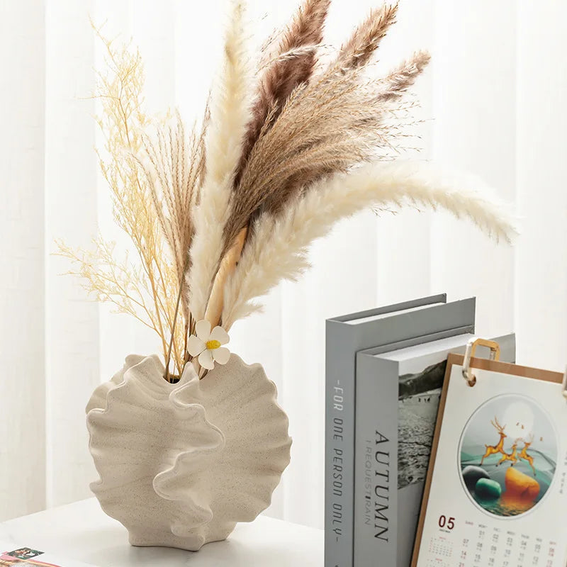 Petal Wave Vase by PurelyhomeDeco
