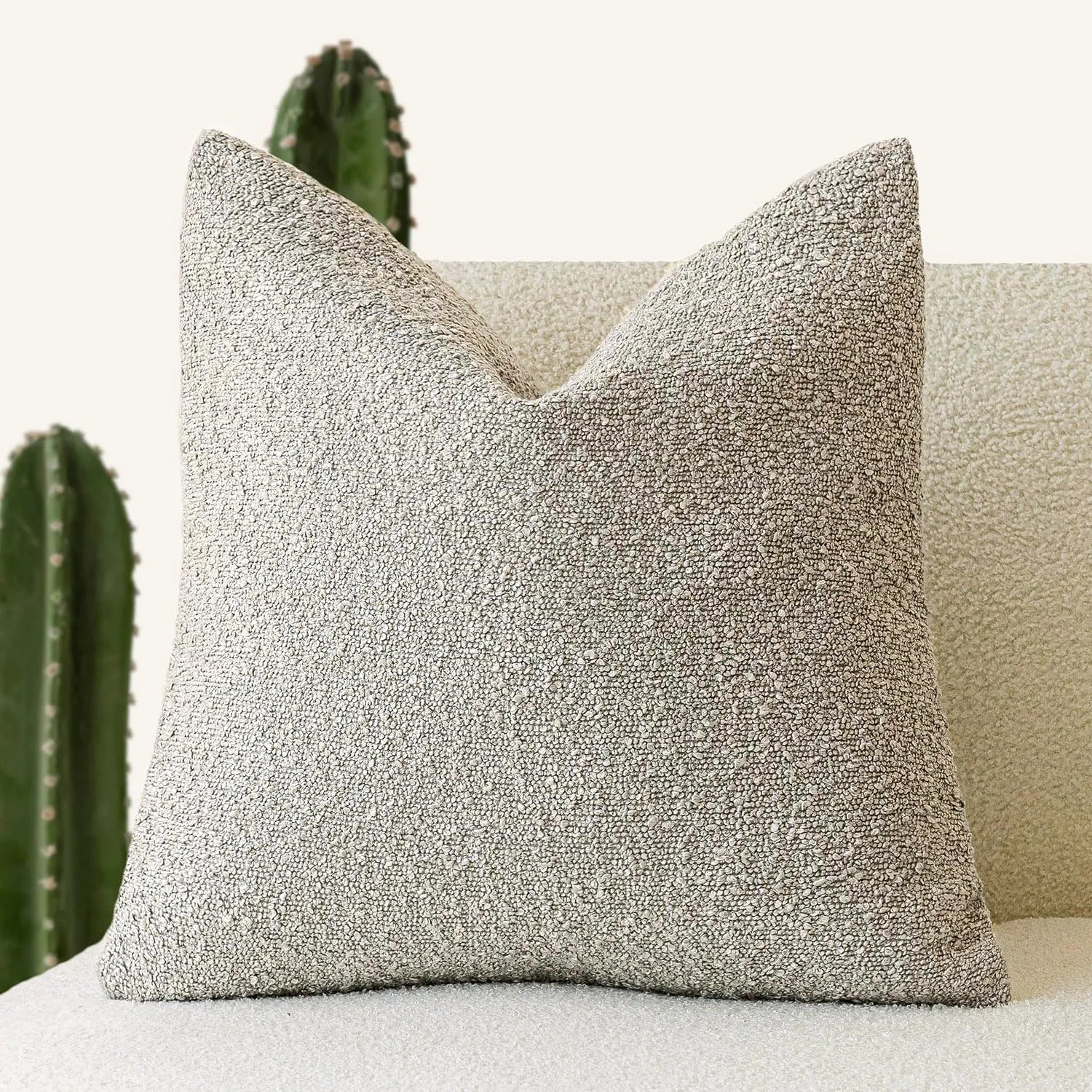Lambéa Soft Pillow by PurelyhomeDeco