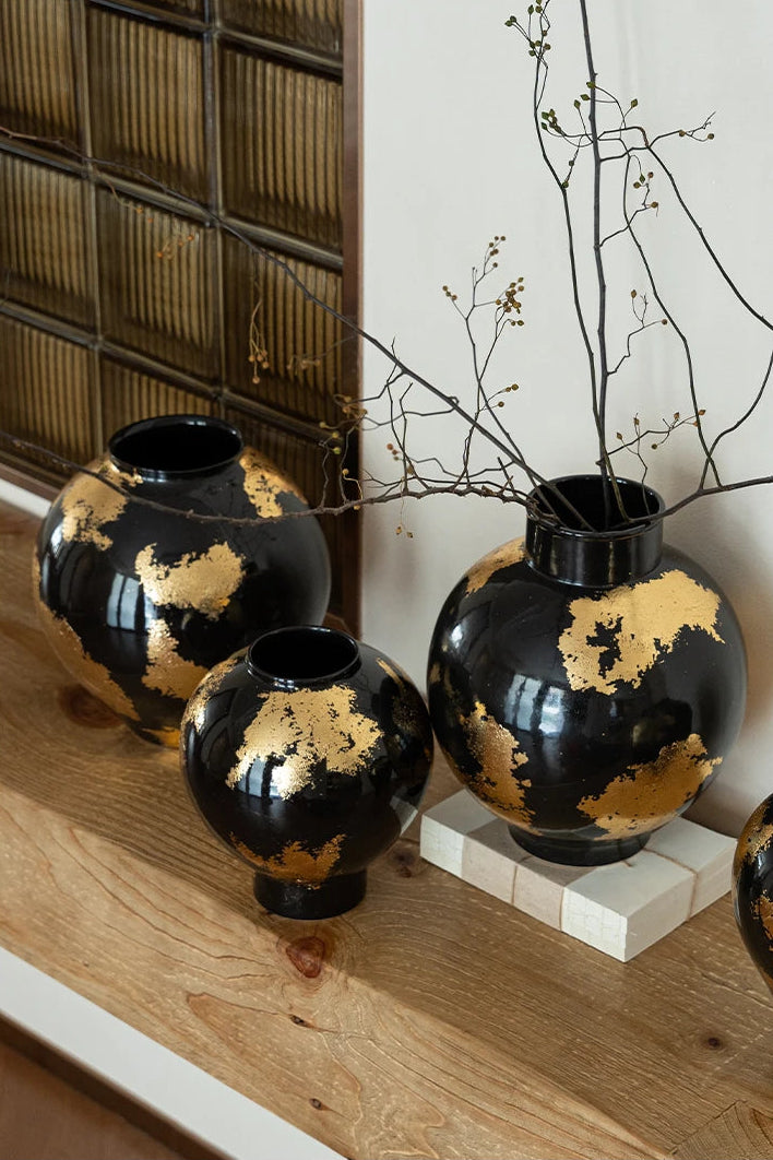 Aurelia Foil – Gold-Plated Porcelain Decorative Vase | Luxury Table Accent by PurelyhomeDeco