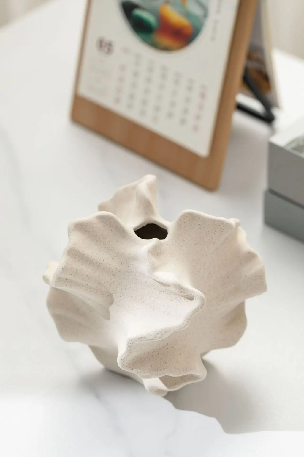 Petal Wave Vase by PurelyhomeDeco