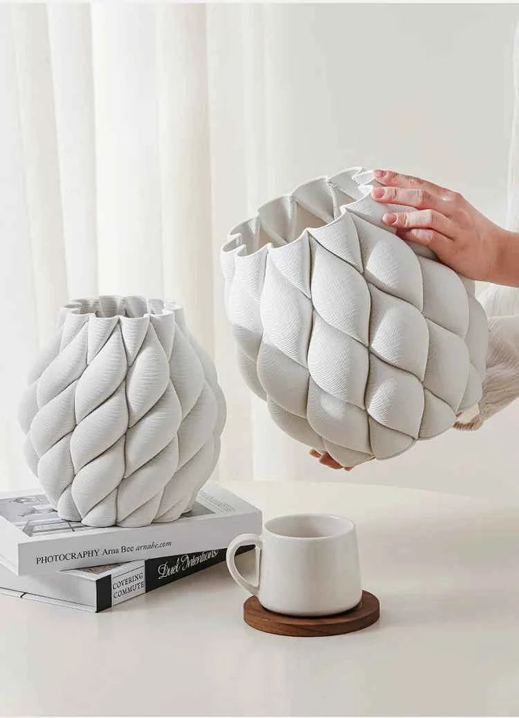 Opal Curve 3D Vase by PurelyhomeDeco