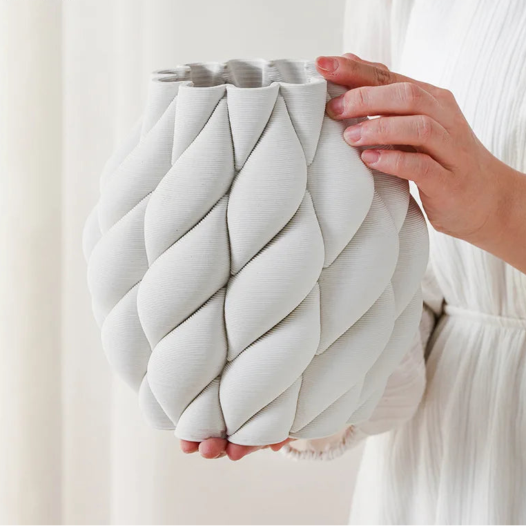 Opal Curve 3D Vase by PurelyhomeDeco